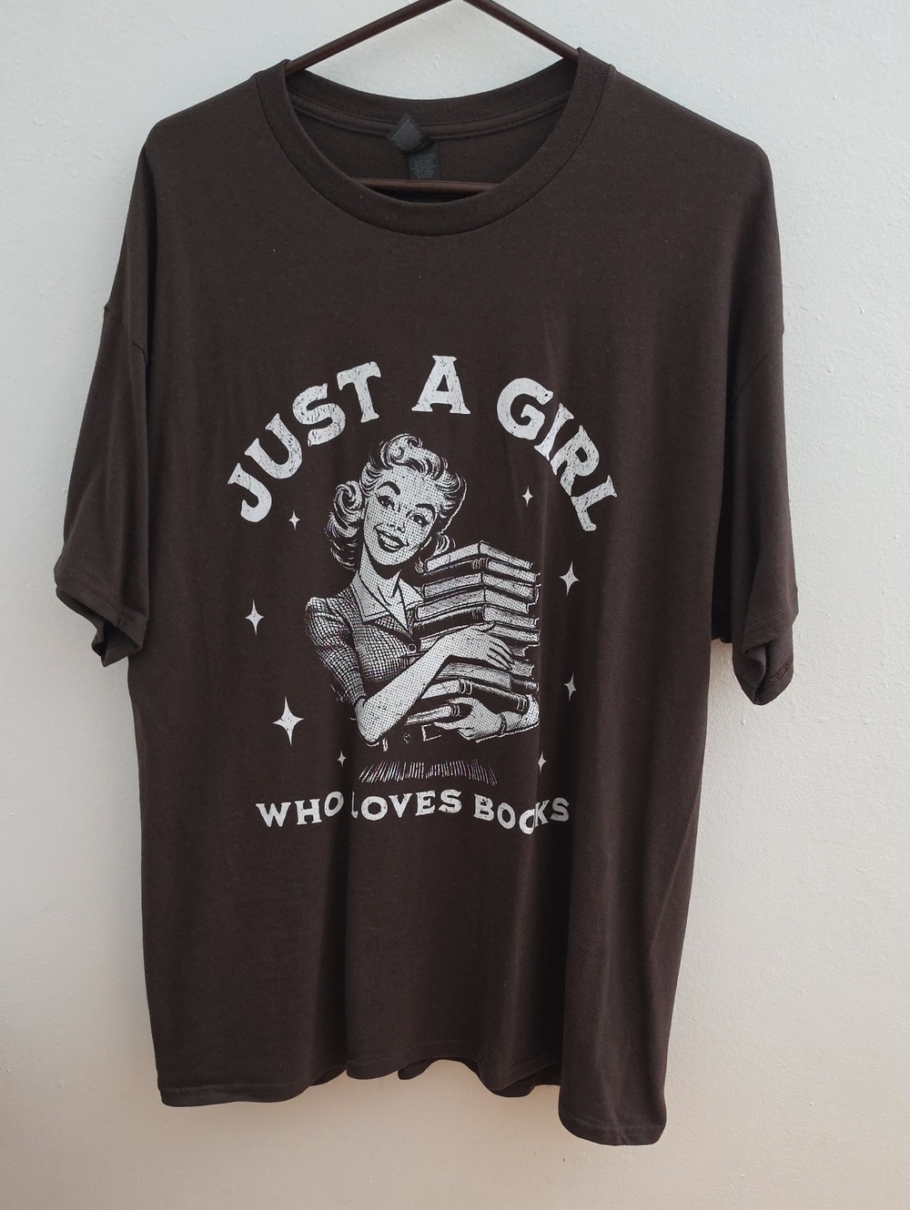 Gildan Heavy Cotton Tee - Brown Bookish Tee Just A Girl Who Loves Books Sz XL